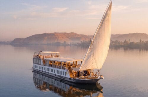 Luxury dahabiya boat with swimming pool deck