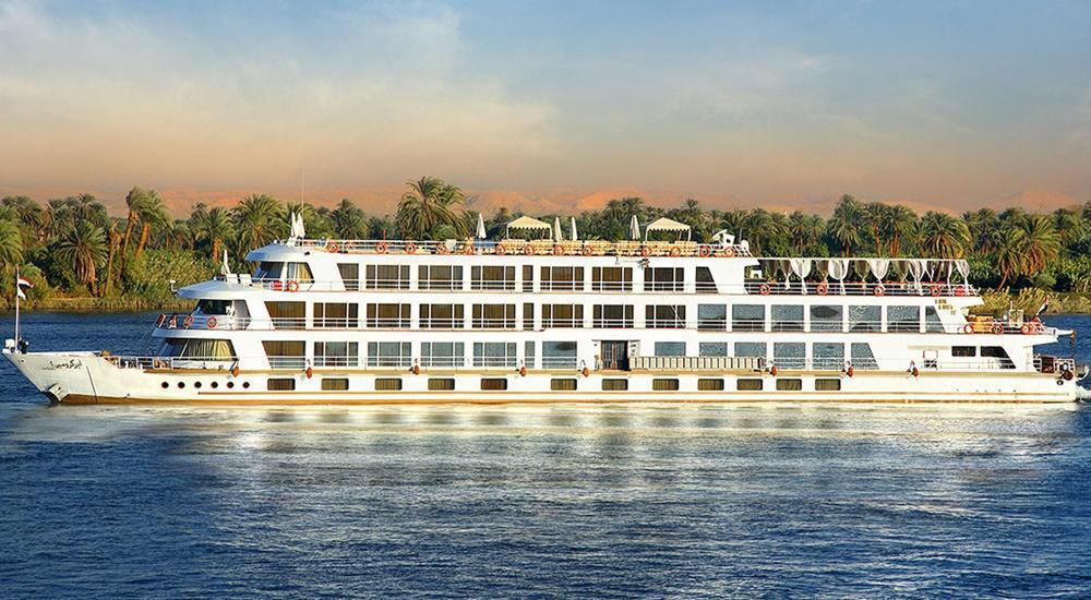 Sanctuary Sun Boat IV Cruise