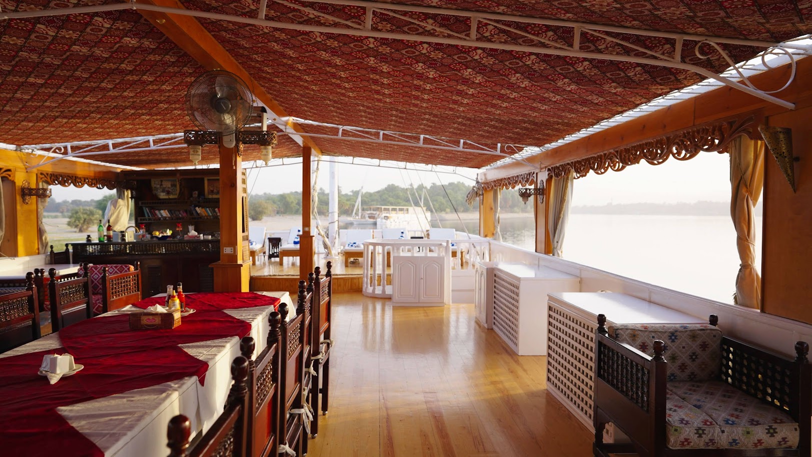 Amoura Dahabiya Nile Cruise